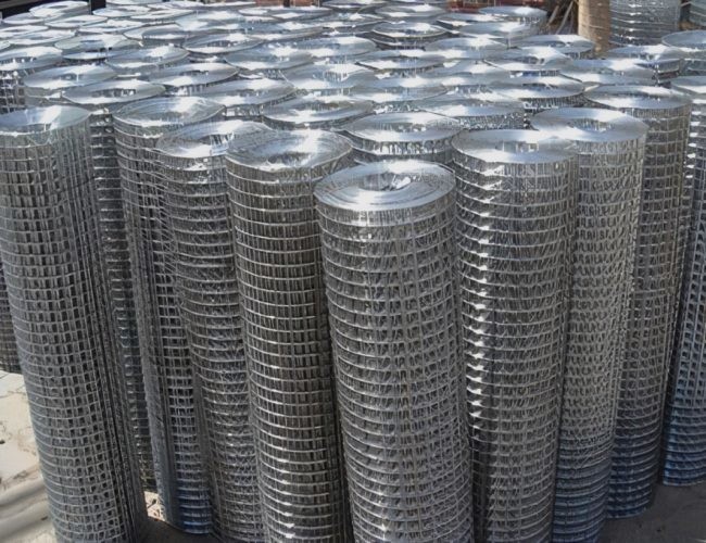 Carbon Steel BWG15 Galvanised Welded Mesh Rolls For Construction Projects