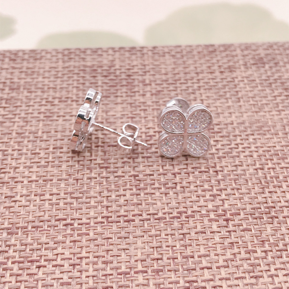New Arrival Cute Brass Jewelry Earring Party Gift Fashion Crystal Four Leaf Clover Stud Earrings For Women