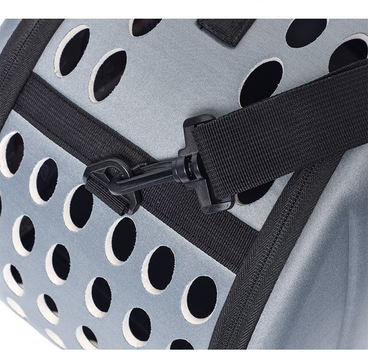 Breathable Pet Carrier Handbag Ventilated With Safety Buckle Zippers / Strap