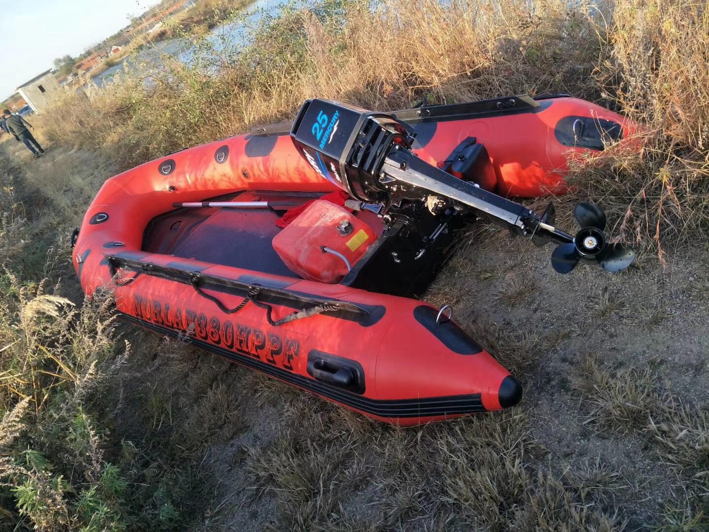 Fast Inflation Red Color Water Rescue Boats 3.8 Meter For Fire Station