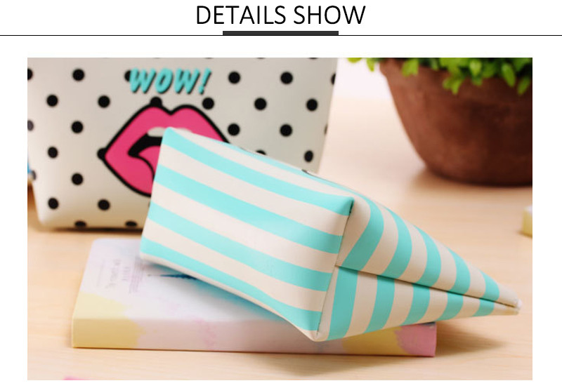 Custom Logo Printed Makeup Bag Portable Travel Toiletry Pouch Zipper Bag