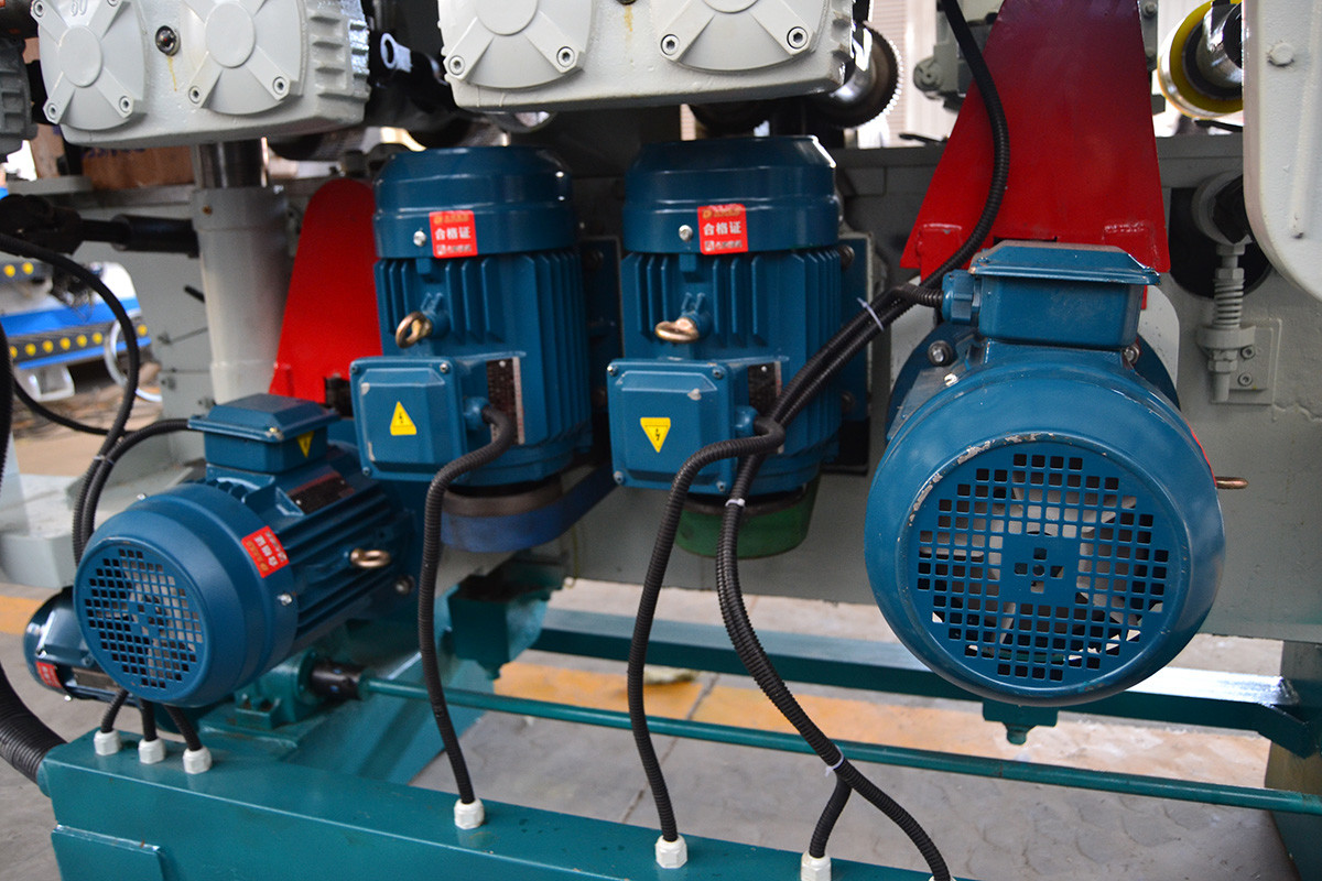 4 sided thickness planer