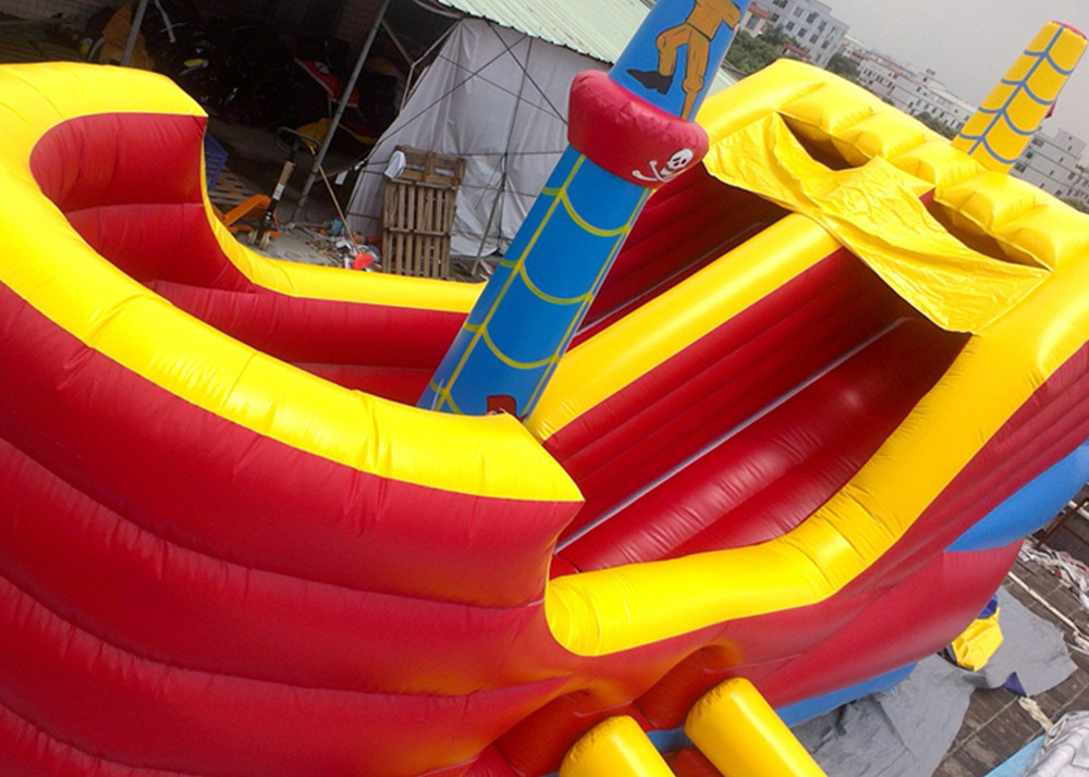 Red Corsair Kids And Adults Outdoor Inflatable Water Slide With Double Lanes