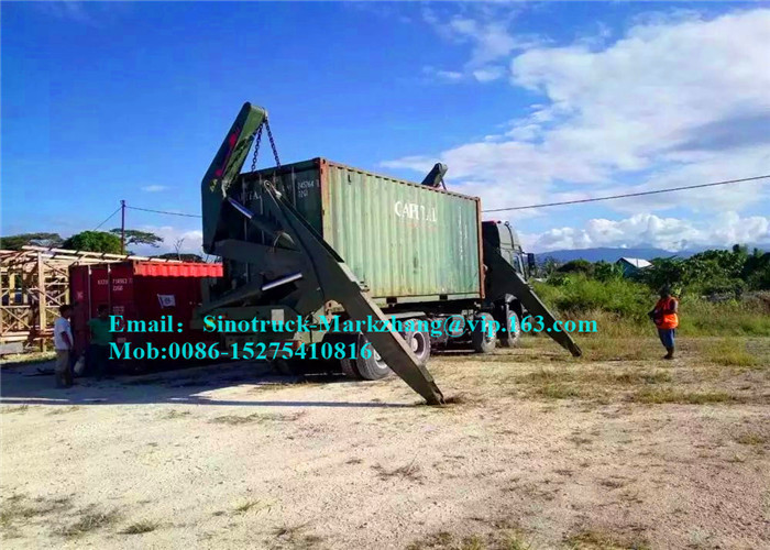 Durable XCMG Port Handling Equipments 20ft 40ft Container Side Lifter 8*4 Driving Type