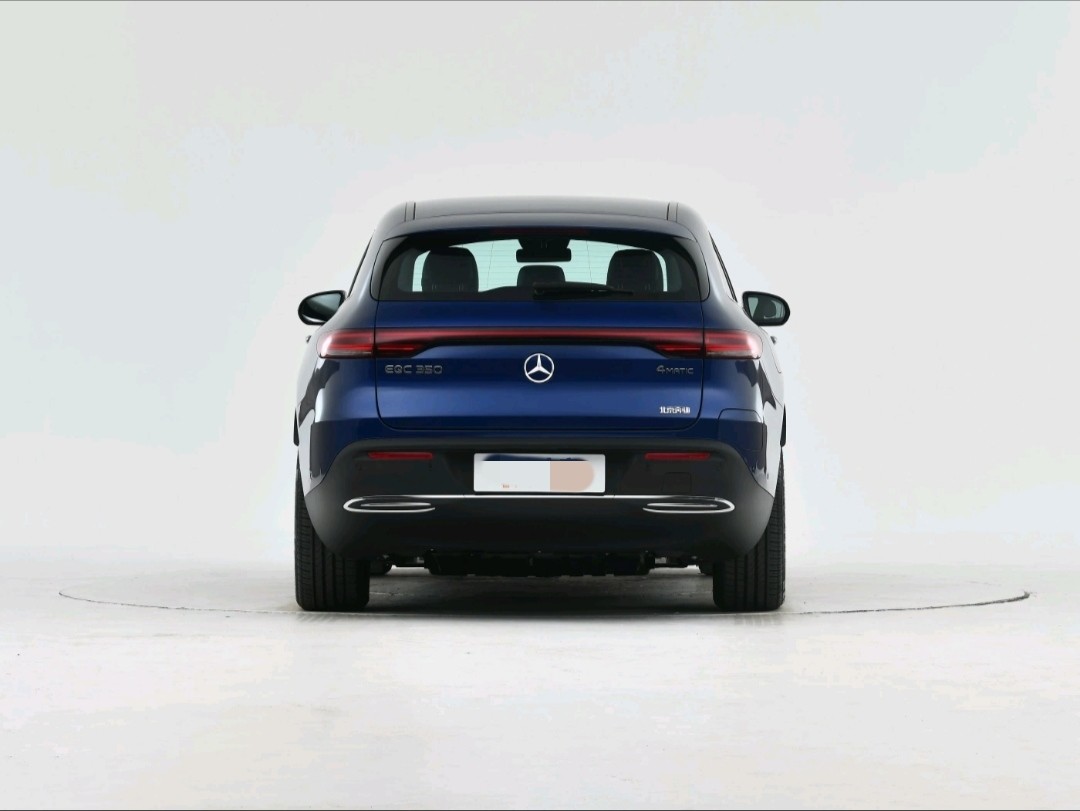 Mercedes-Benz-EQC 2022 350 4MATIC Mid Size SUV Electric CLTC Pure Charge 440km