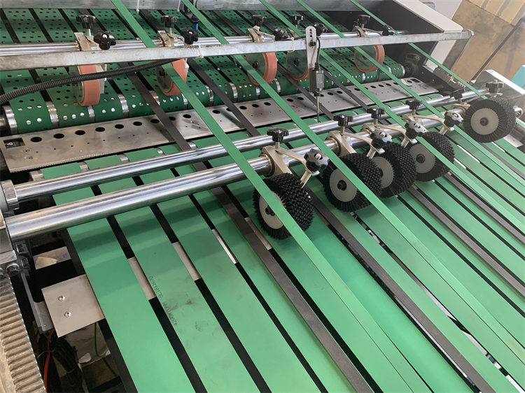 380V/220V Servo Driven Single Roller Paper Sheeter Machine for Accurate Paper Cutting