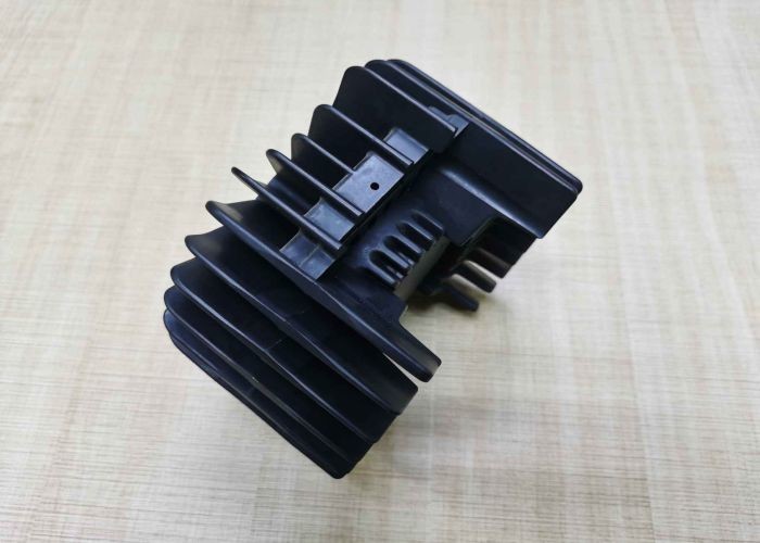 Black Anodizing Die Casting Parts / Round Aluminum Profile A380 For Heat Sink