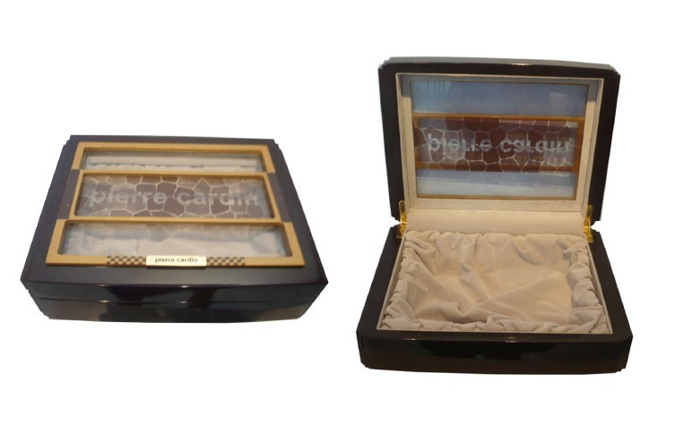 MDF Wooden Gift Boxes Plastic Window For Pendent / Bracelet With Silkscreen Logo