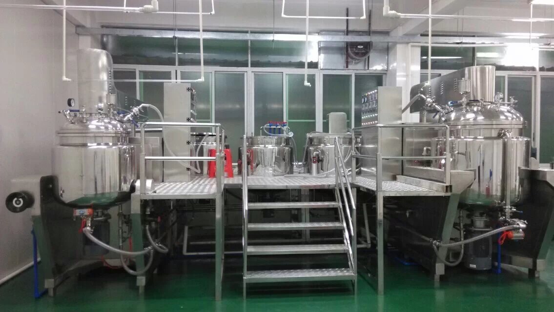 50L To 1000L Cream Lotion Automatic Vacuum Homogenizer Mixer Machine With Vacuum Transferring Pump