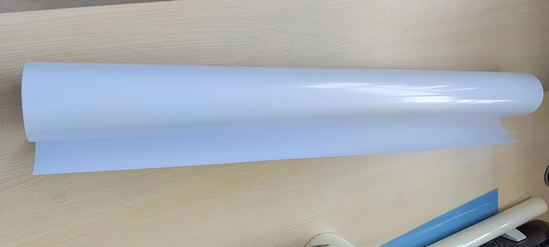 Printable 80mic black glue Self Adhesive Vinyl Sticker Roll For Outdoor Advertising