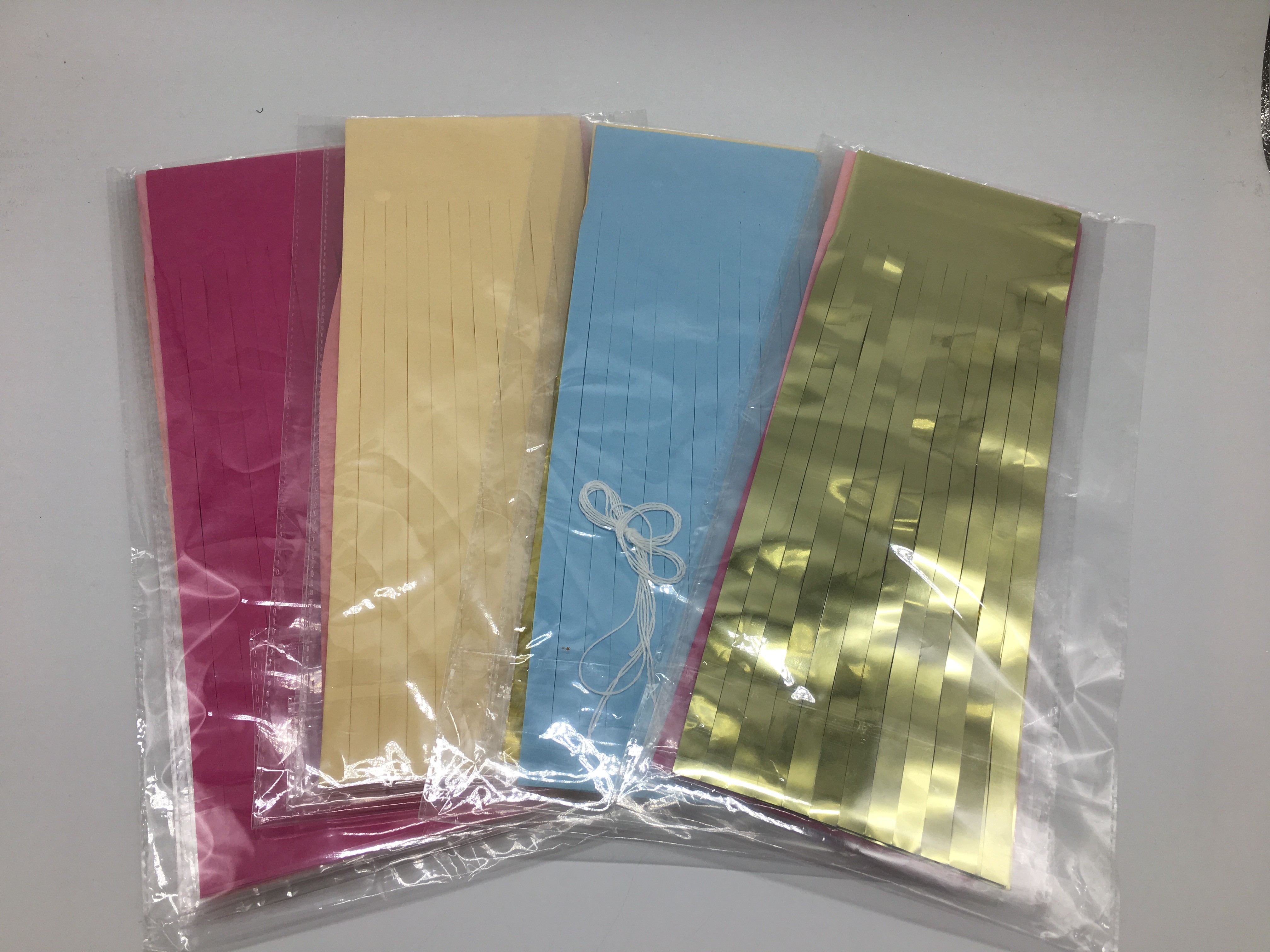 Custom Printed Paper Letter Festival Party Decorations Wedding Party Banners And Tassel