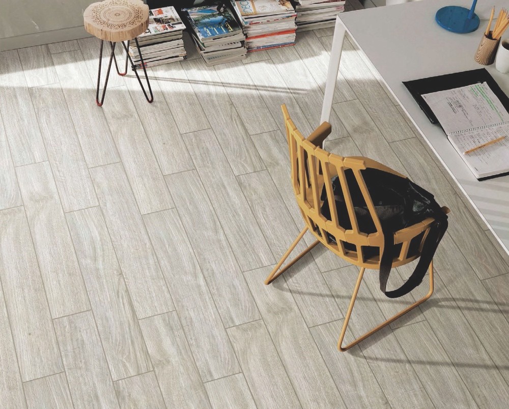Waterproof 150x900mm Beige And Yellow Matt Wooden Porcelain Strips For Living Room