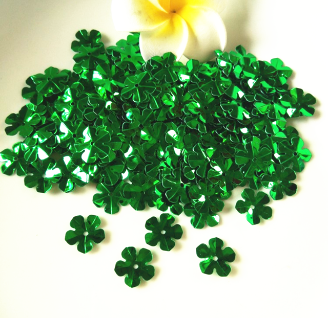Flower Sequin Evening Dress Set Shoe Caps Bag and Mobile Phone Shell in Various Colors for a Complete Loo