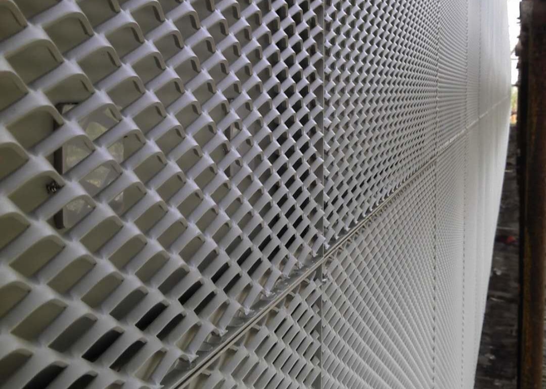 Small Hole Expanded Steel Mesh Diamond Shape Building Facade Decorative