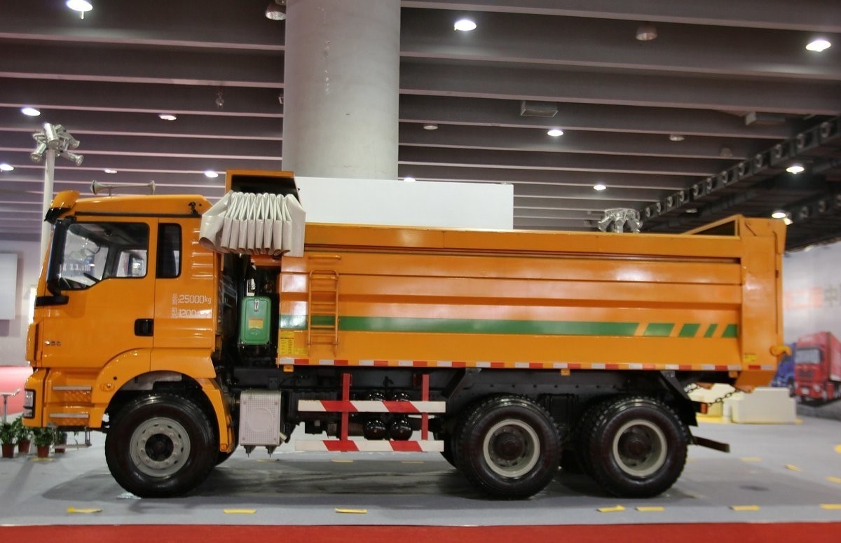 Shacman New Rhd Tipper M3000 Euro5 8X4 H3000 Shaped 6X4 375Hp Shaanxi Dump Truck