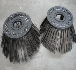 China 400*100mm Steel Wire Rotary Side Brush For Johnston Sweeper Steel Wire Gutter Broom Side Broom on sale