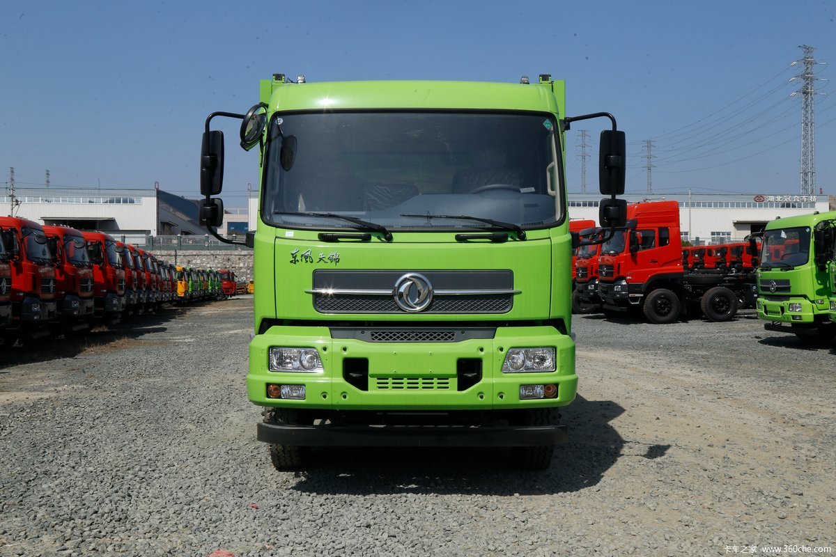 Customized Design 4x4 1-10T Light Duty Cargo Truck with Manual Window and DONGFENG Engine
