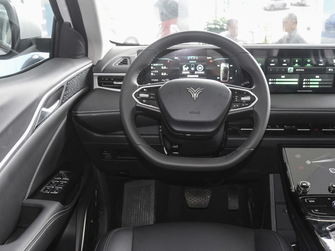 2023 NETA U Electric Vehicle The Perfect Combination of Style and Efficiency Used Car with Good Condition