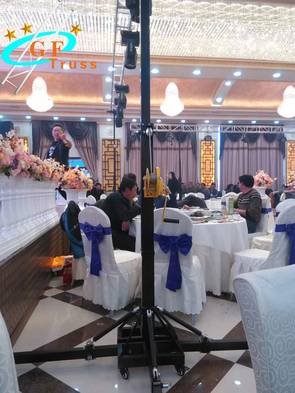 Mobile Stage Line Array Stand Load Bearing 340Kg 7 Meters