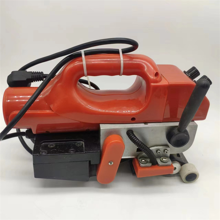 HDPE PVC HDPE Geomembrane Liner Hot Wedge Welding Machine for Depend Welding Area
