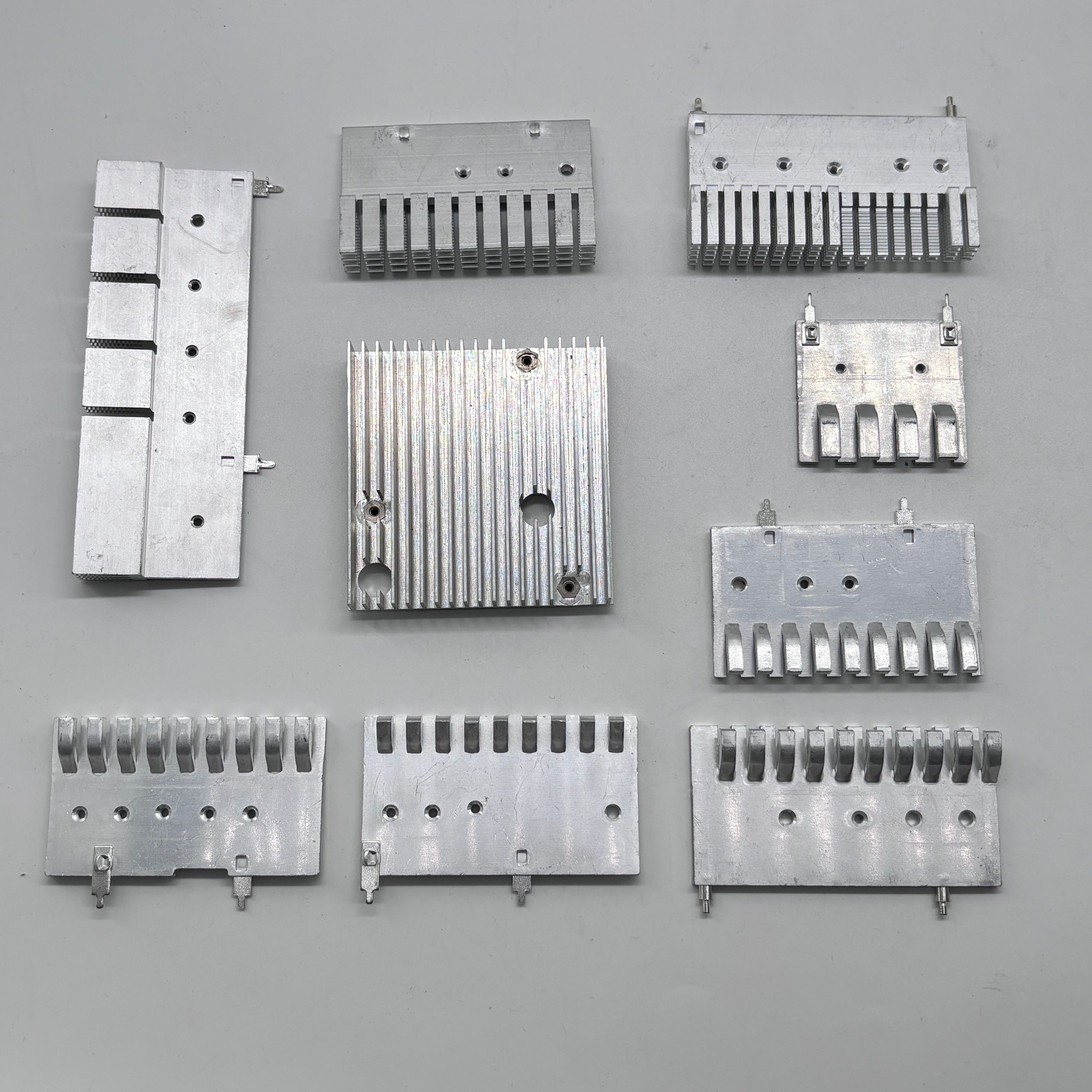 Sheet Metal Fabrication Custom Aluminum Profile Heatsink CNC Machining Aluminum Extrusion Radiator
