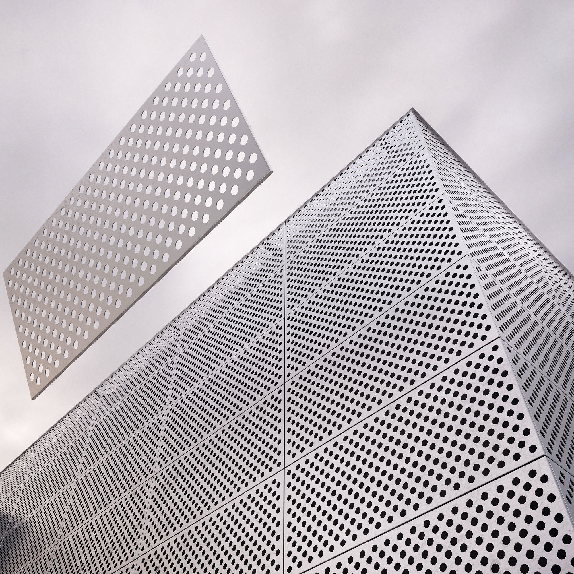 Versatile Perforated Stainless Steel Sheet For Construction Industrial