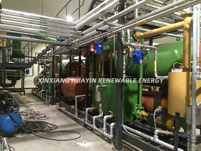 Small Pyrolysis Plant Plastic Waste To Fuel , CE Waste Tire Recycling Plant