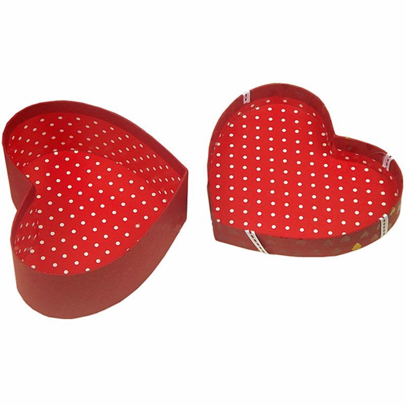 Fashion Luxury High Custom Christmas Seasonal Red Color Heart Shaped Lid and Base Paper Packaging Chocolate Box