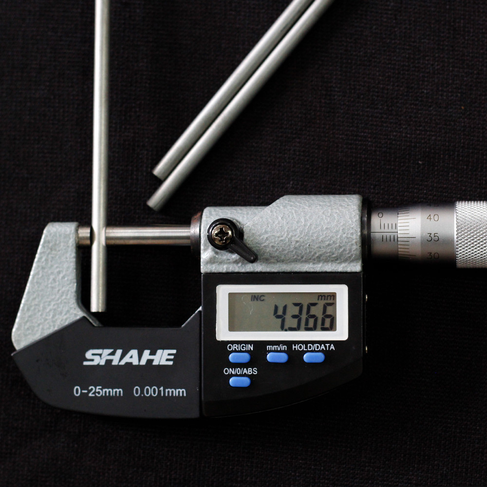 Dia 4mm Round Unground Carbide Rods K30 - K40 0.6 Grain Size For Metal Working
