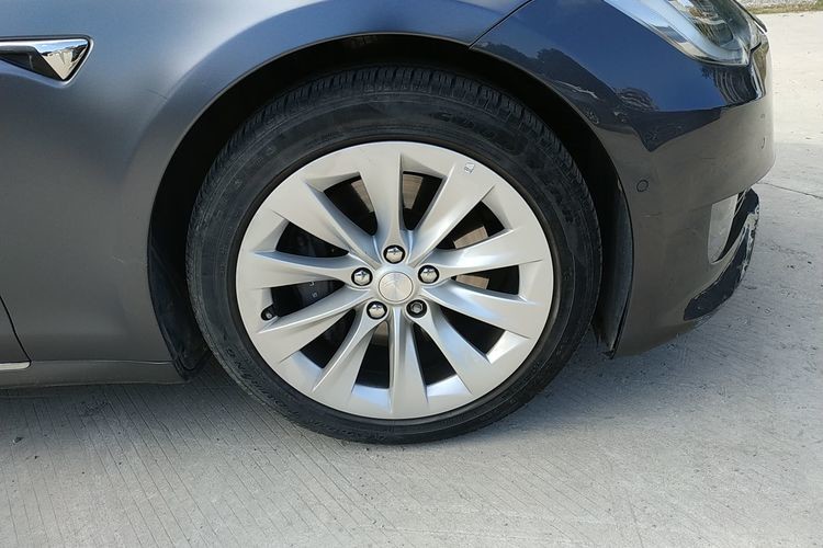 Used Blade Electric Vehicles Second Hand New Energy Cars 285kw