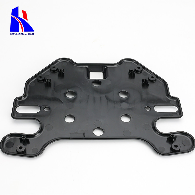 PC LEXAN920 Injection Molded Plastic Parts Hot Runner Black Glossy