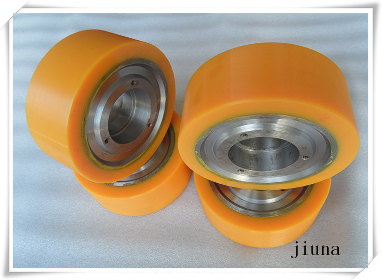 Tear Resistant Customized Polyurethane Wheels Low Compression Set Cut