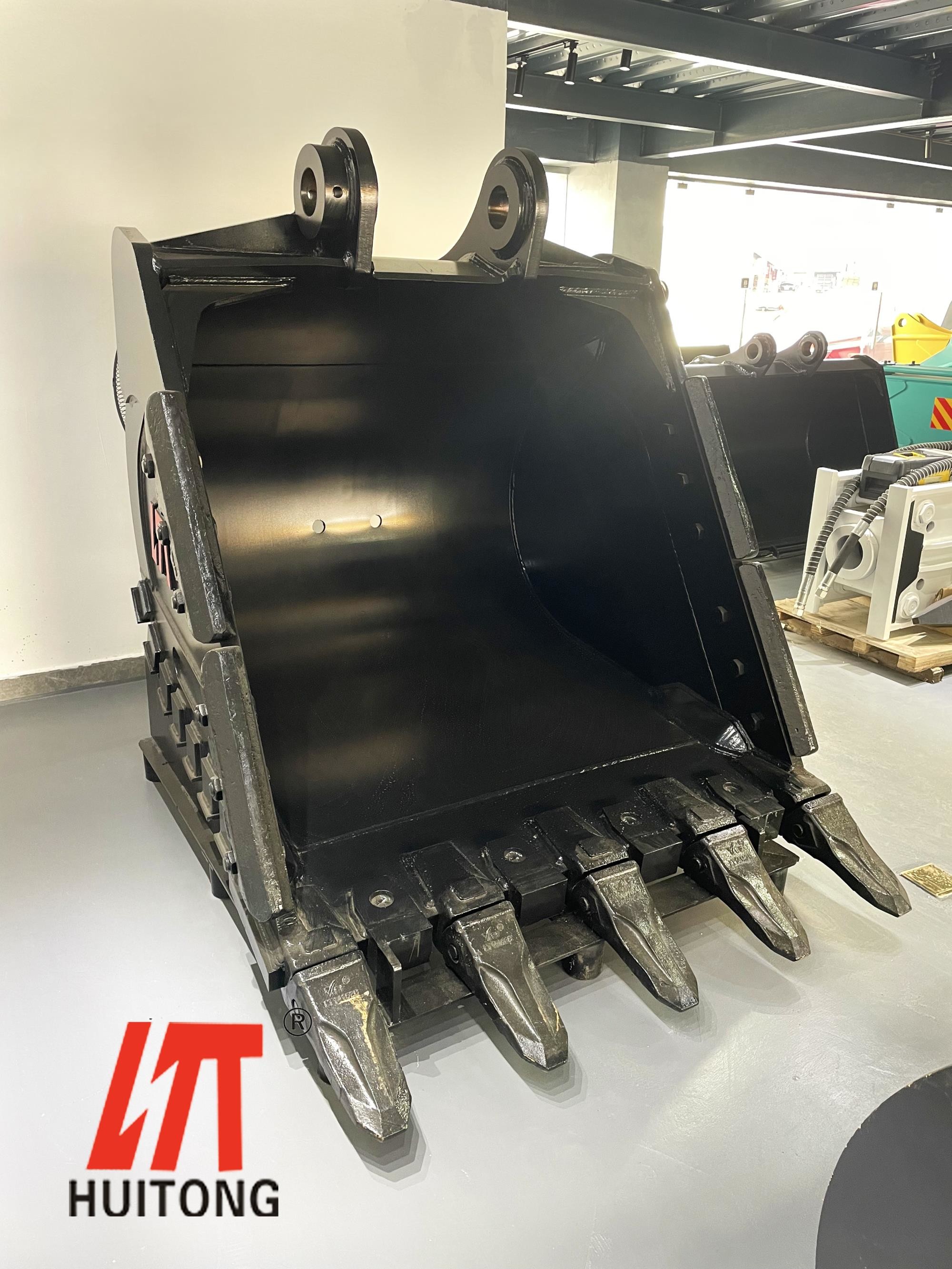 PC 36 Ton Heavy Duty Rock Bucket NM400 Material