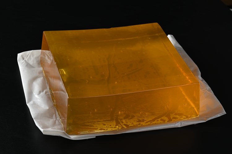 Strong Bonding Strength Hot Melt PSA Adhesive For 3D Wall Paper