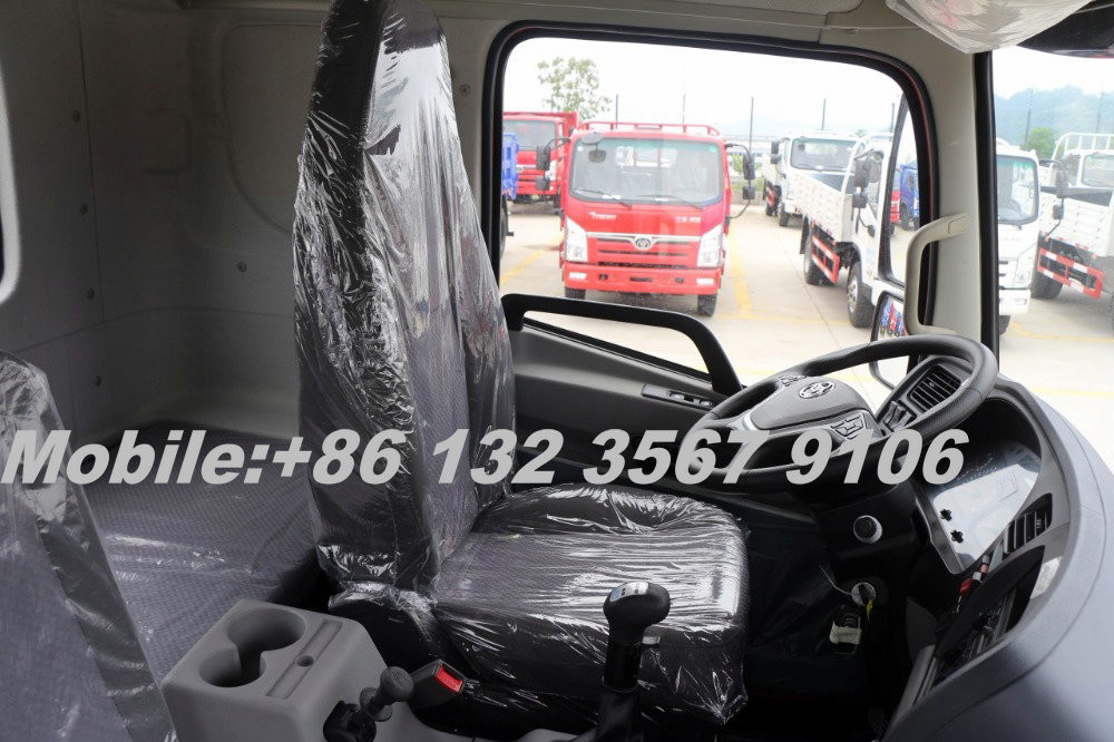 LHD/RHD Cummins 340HP cheap price 6x4 tractor truck for sale Peru