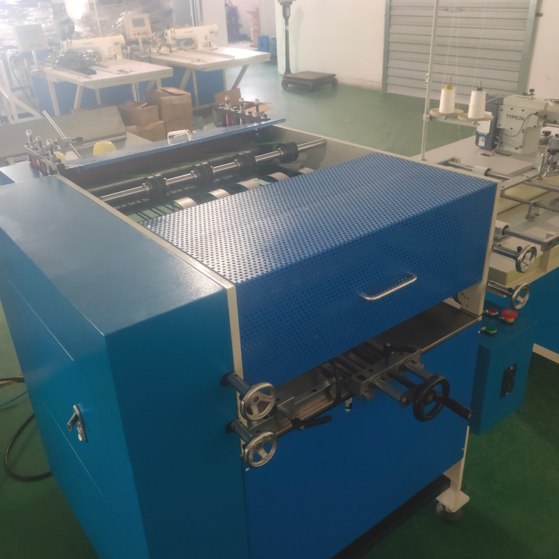 BSM-U Central Threading Folding Sewing Machine For Notebook