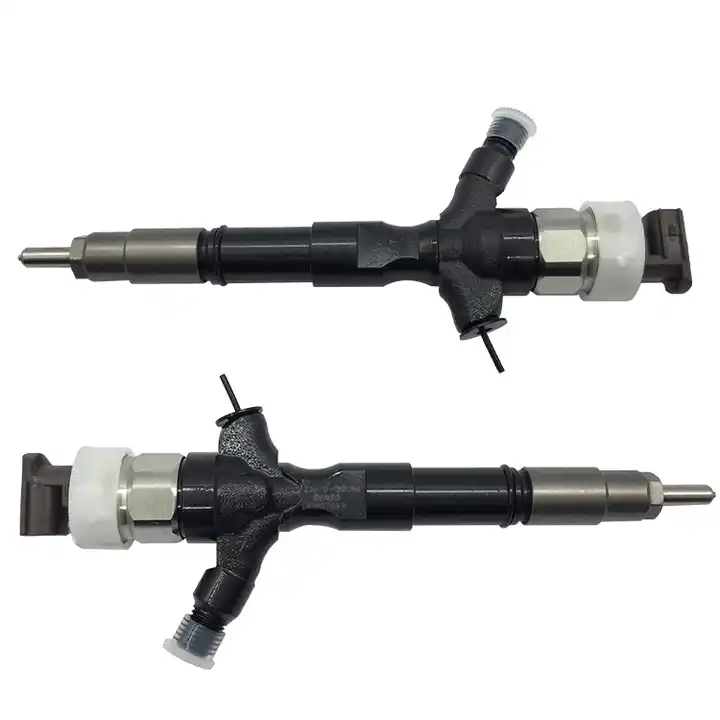 Part Number 095000-811 Fuel Injector 095000-576 For 1465A054 1465A307 Common Rail Injector