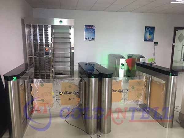 CE Approved Fast Swing Barrier Gate with RFID QR Code Reader