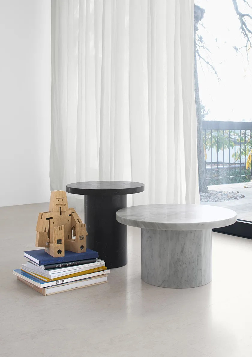 Multi Purpose Round Marble Coffee Side Table For Versatile Home Office