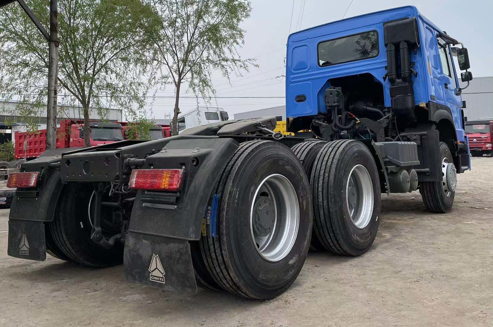 Automatic Transmission Tipper used HOWO 371hp tractor Your Best Bet for Transportation constructing a building
