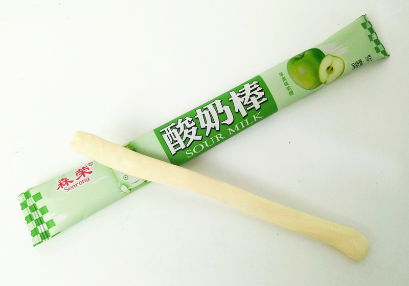 14g Green Apple Flavor Chewing Yogurt Sticks With Milk Flavor For Kids