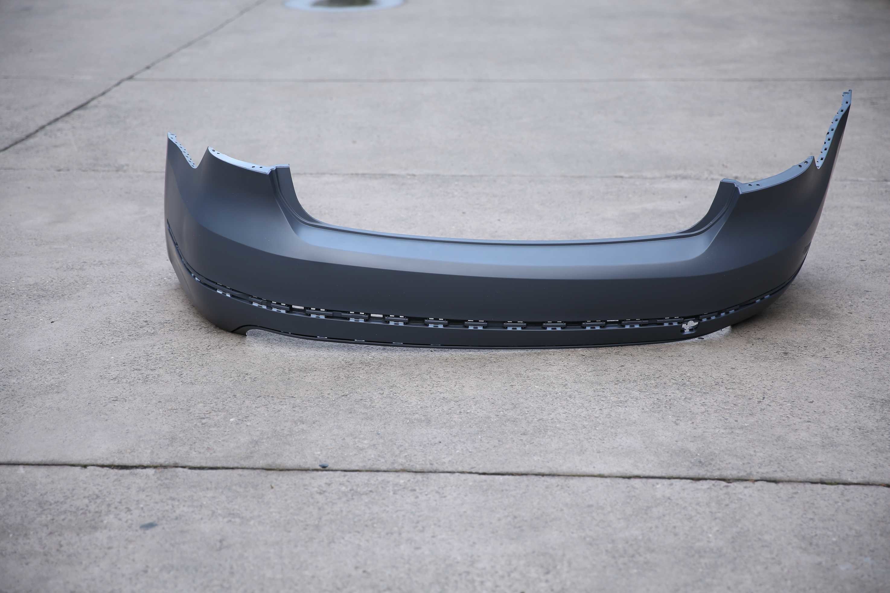 56D 807 421A 2011 2012 2013 2014 2015 Vw Passat B5 Rear Bumper