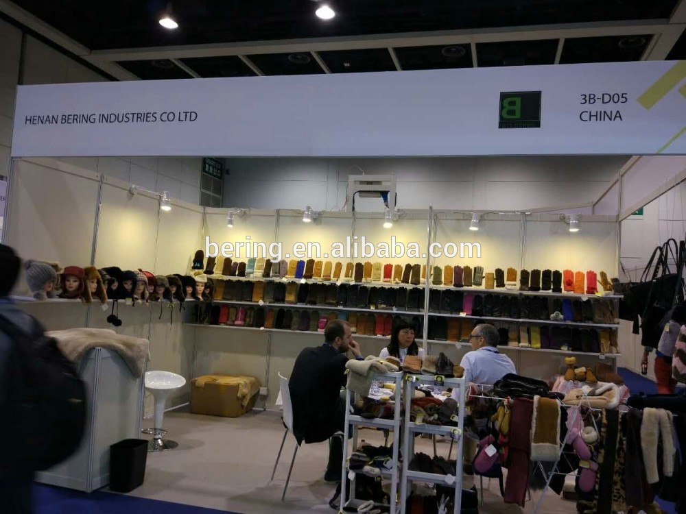The queen of quality sheepskin women leather gloves