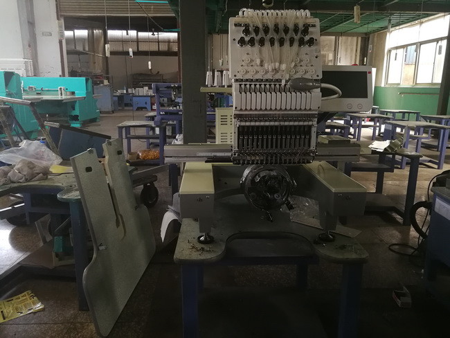 Large Size Single Head Embroidery Machine High Precision In Driving Easy For Transit