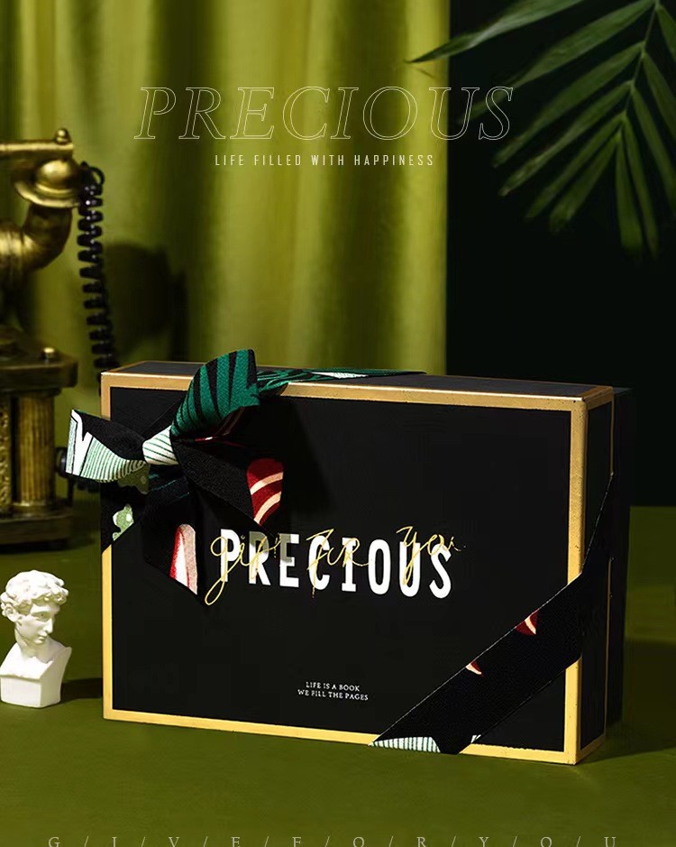 Luxury Paper Birthday Cardboard Gift Packaging Box Customized Logo