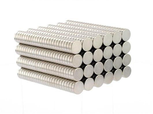 D3x2 D3x3mm Small Disc Rod NdFeB Neodymium Magnet For Toys