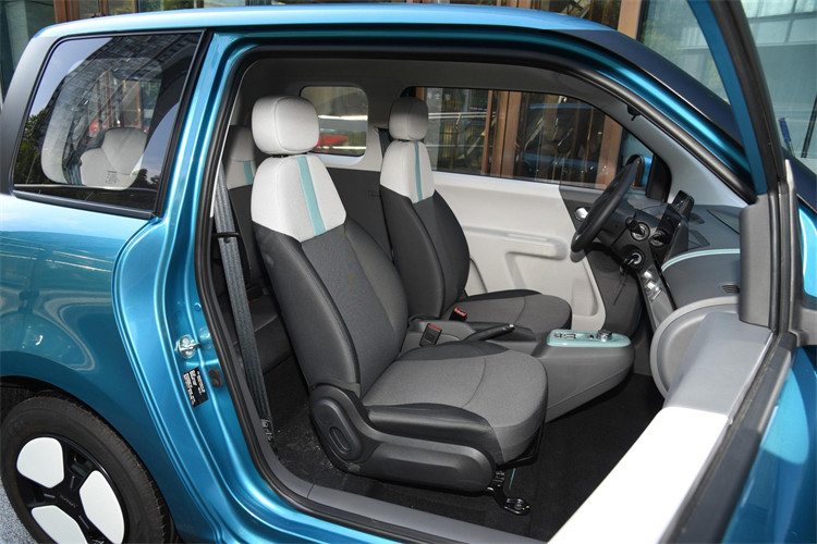 CHANGAN LUMIN China Mini Electric Car 155-301KM Battery Life