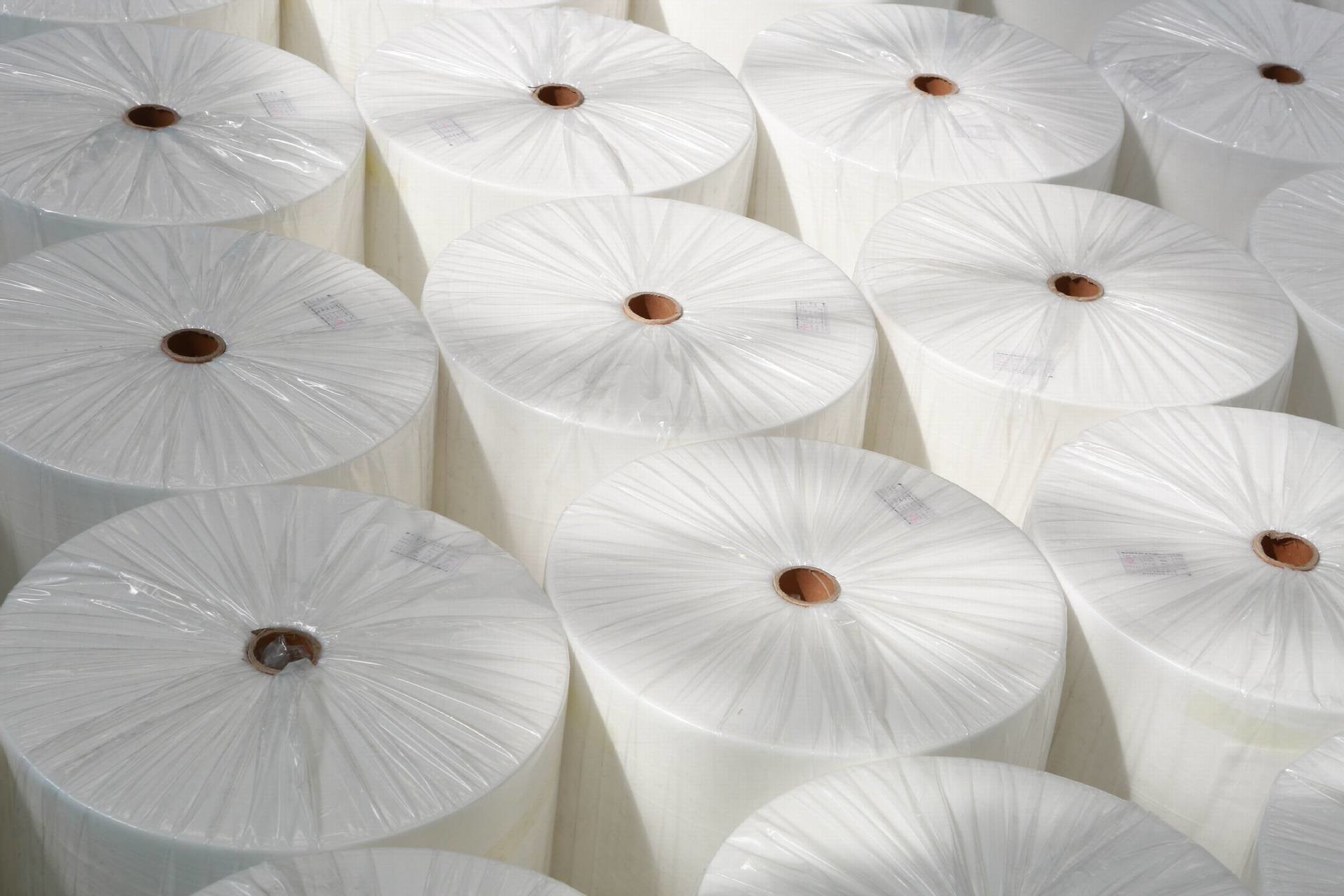 Recyclable SSS Hydrophilic Non Woven Fabric 320cm Width For Diapers