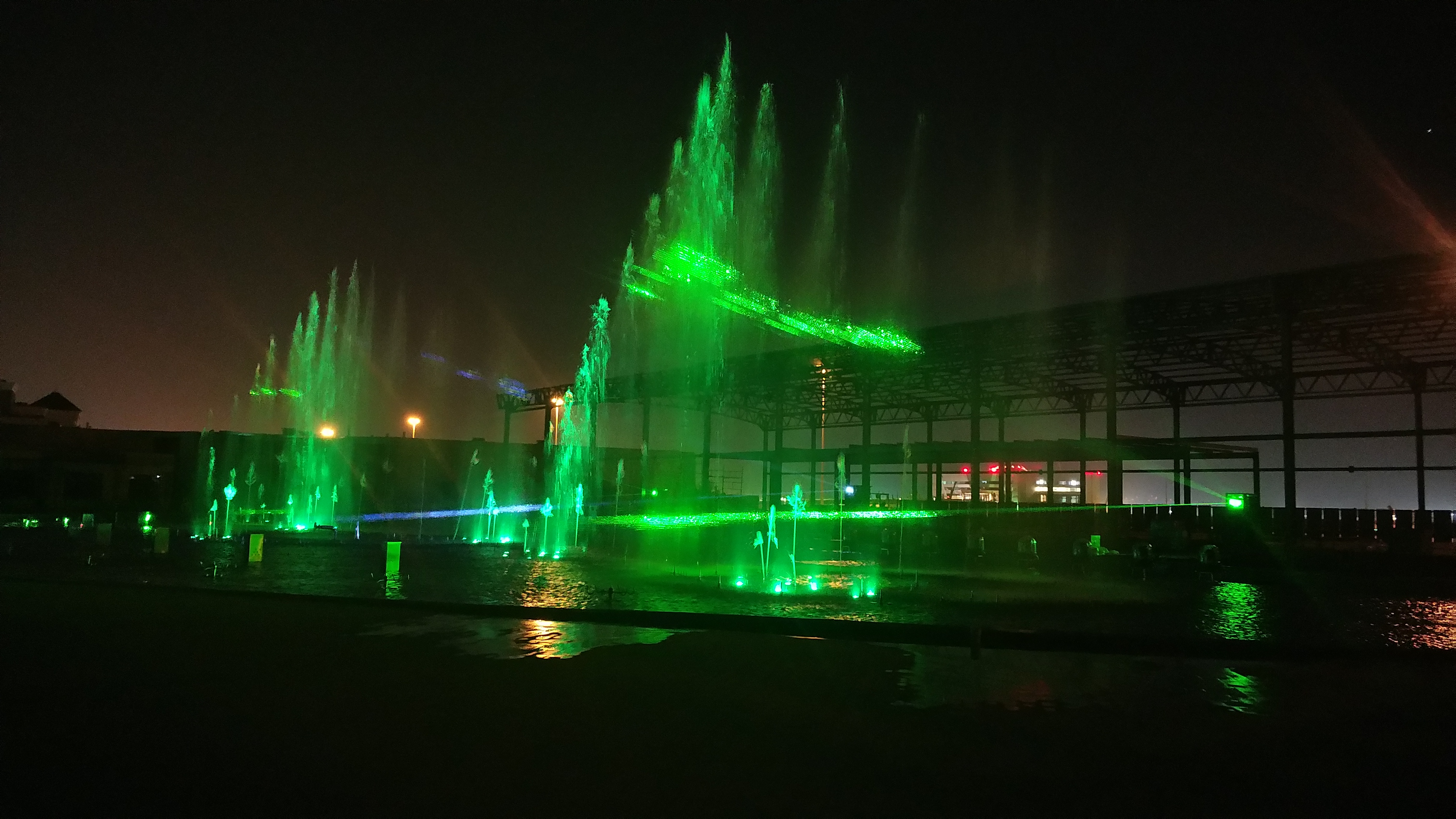 Customized Music Dancing Floating Water Fountains