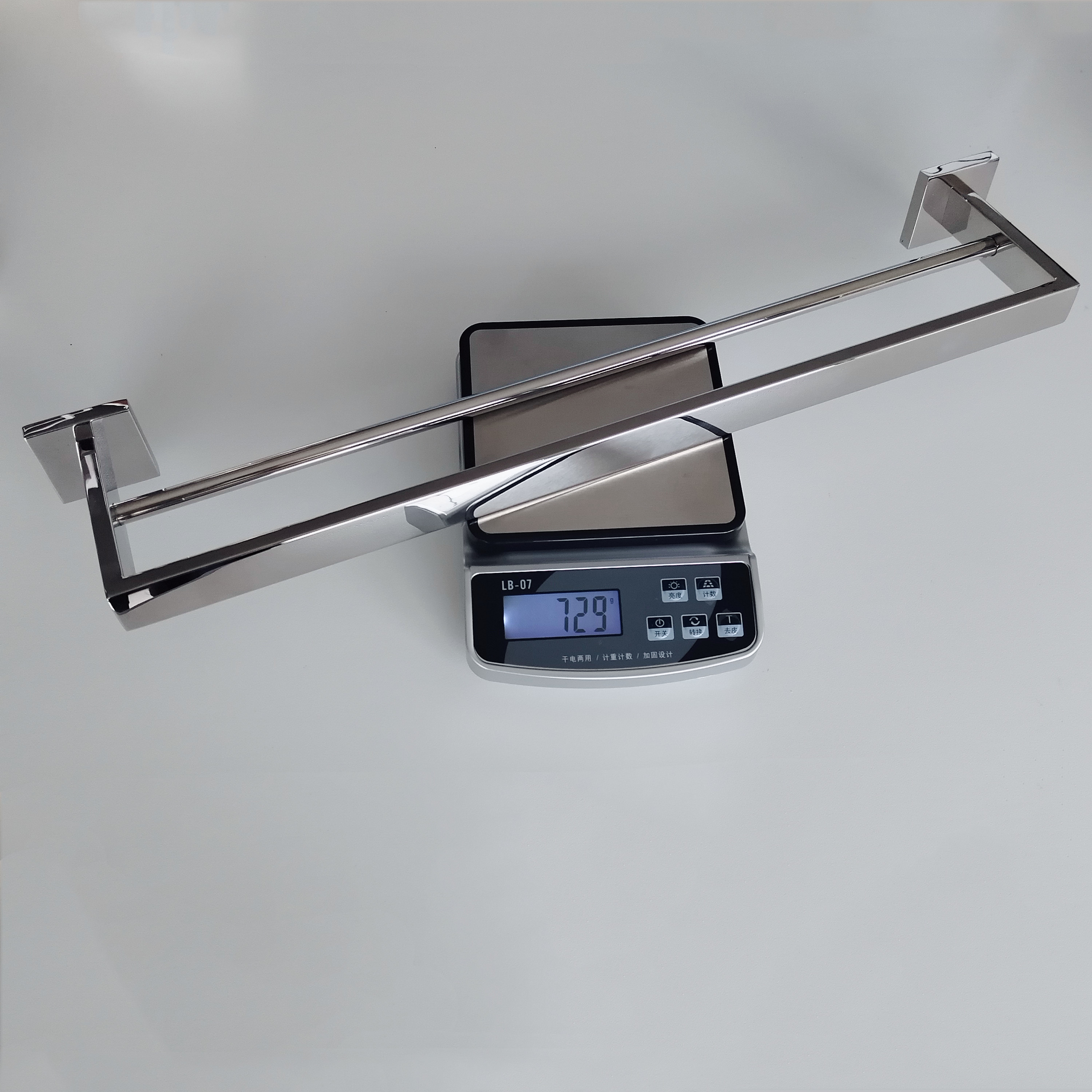 OEM Chrome 24 Inch Towel Bar Square SUS304 Heavy Double Bar Towel Rack